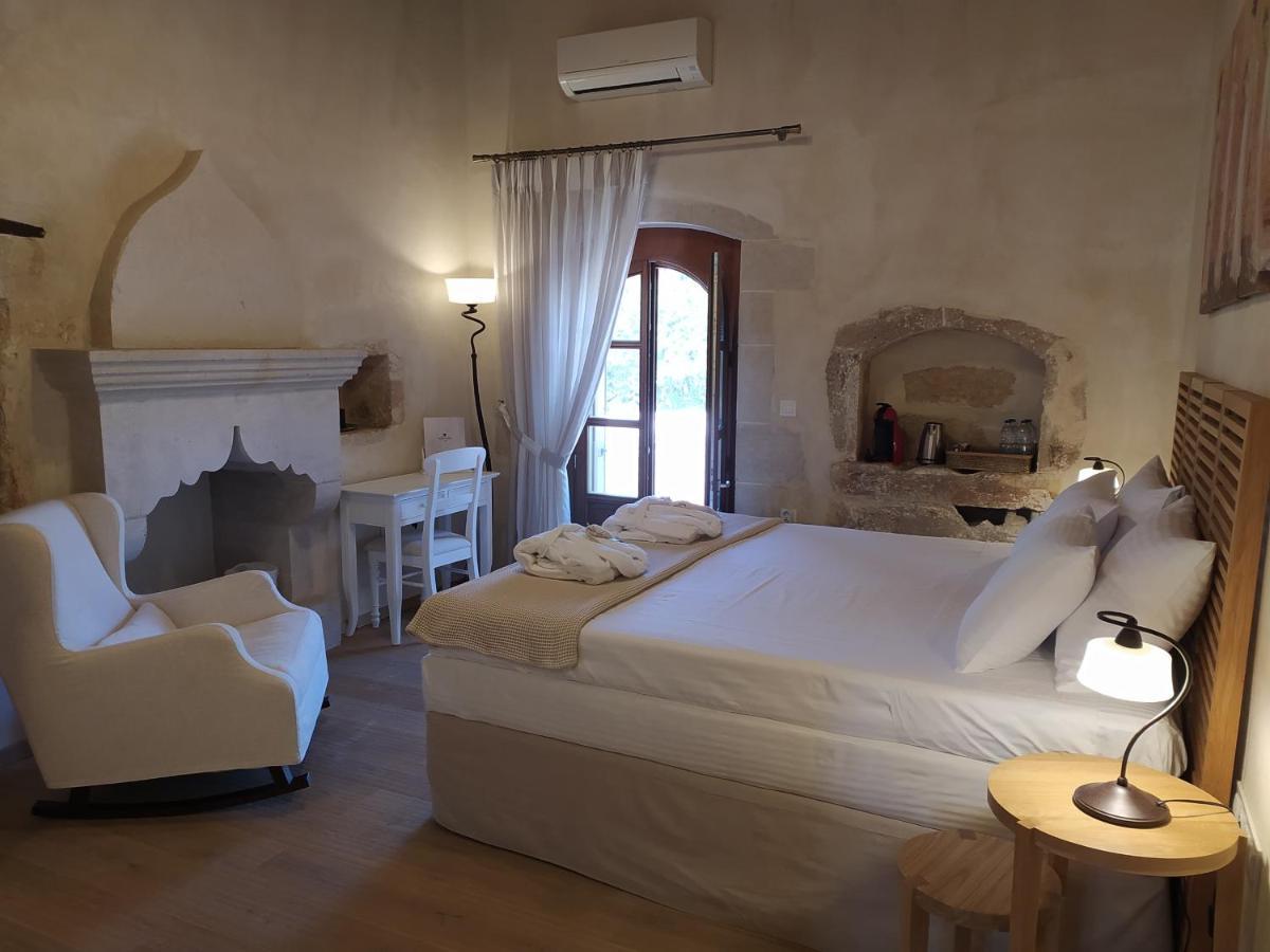 Wild Violet Villa: An Old Vision Of Luxury Melidhónion Екстериор снимка