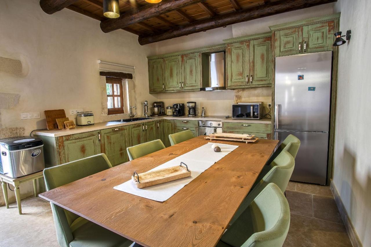 Wild Violet Villa: An Old Vision Of Luxury Melidhónion Екстериор снимка