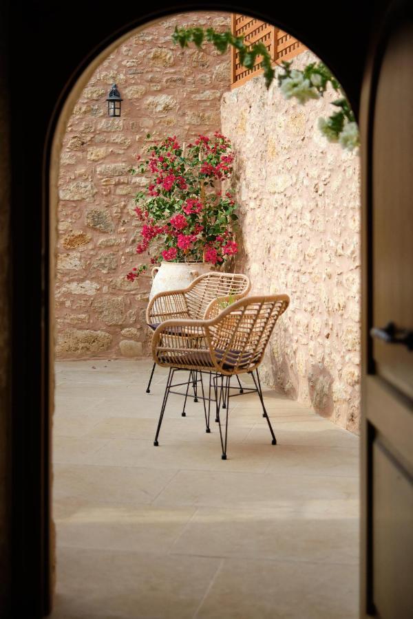 Wild Violet Villa: An Old Vision Of Luxury Melidhónion Екстериор снимка